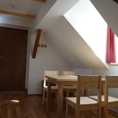 Penzion U Housku Straz nad Nezarkou Room photo